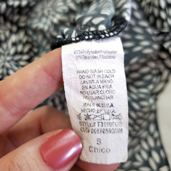 Do & Be | Abstract Pattern Deep V Stretch Top Y2K Retro Style - Picture 7 of 7